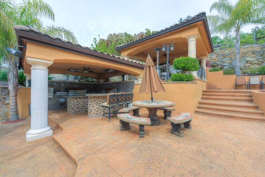 Outside Kitchen | 6005 Via Alicante Granite Bay