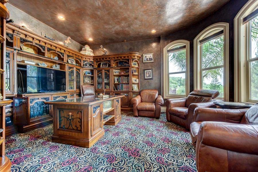 Traditional Elegance | Home Office | 6005 Via Alicante Granite Bay