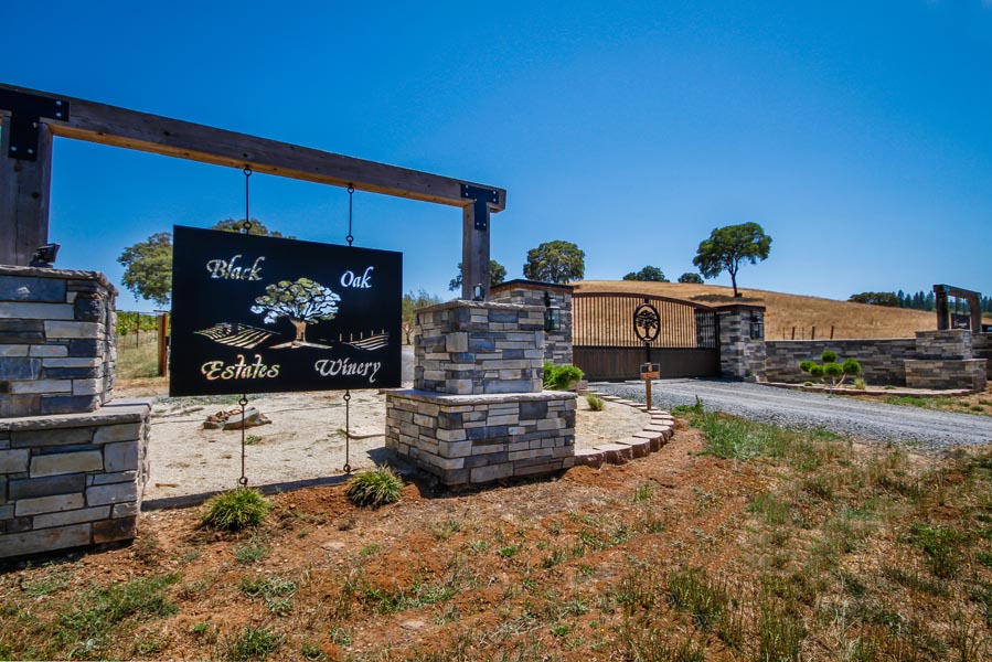 Blue Oaks Estates Winery - gated entrance