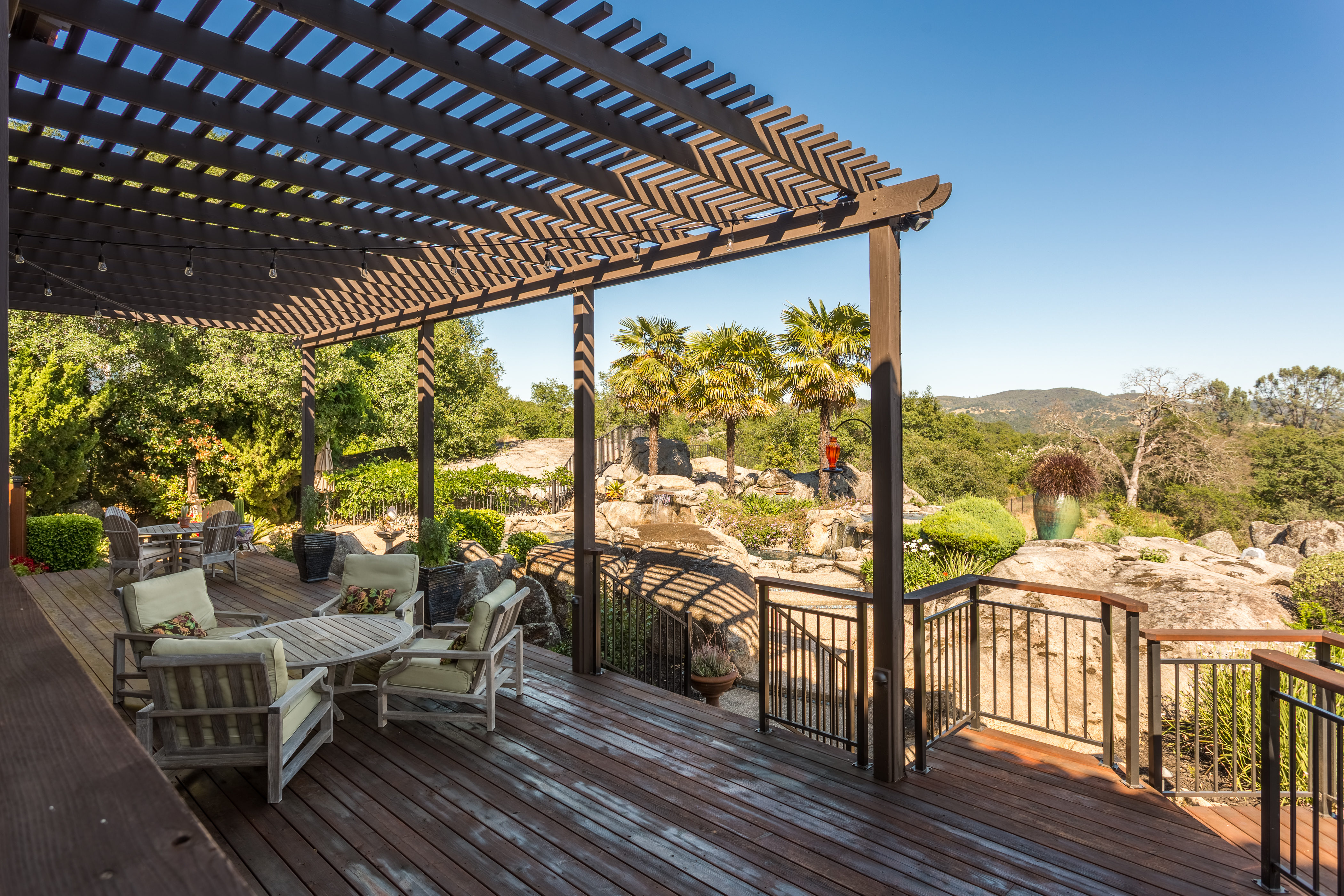 Upper Balcony/Porch with views of Folsom Lake